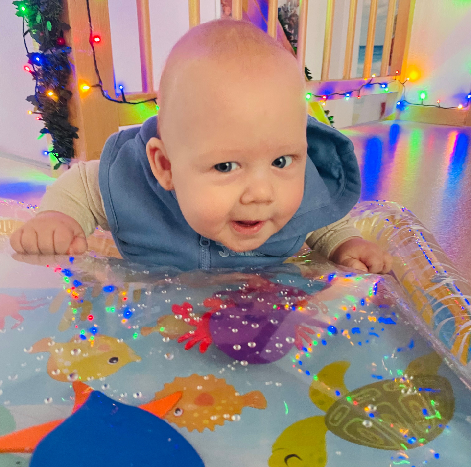 ⭐ Baba vízi játszószőnyeg